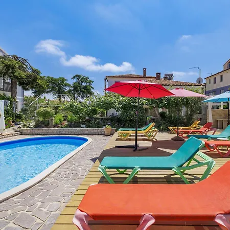 Nika-2 By Interhome * Umago