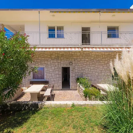 Apartman Nika-2 By Interhome