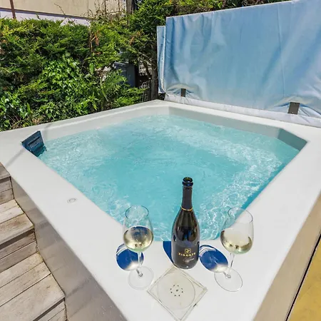 Nika-2 By Interhome * Umag