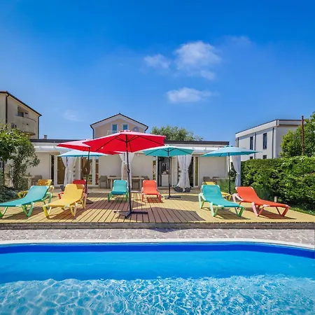 Nika-2 By Interhome * Umag