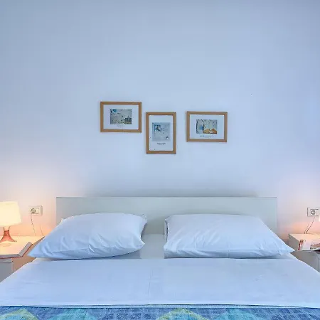 Nika-2 By Interhome Umag