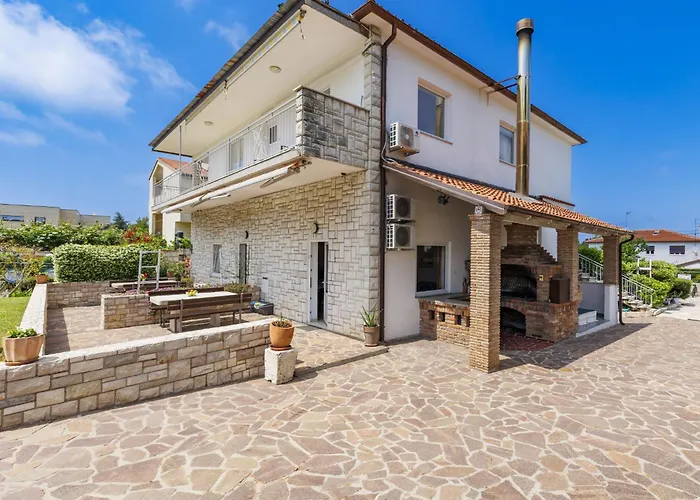 Nika-2 By Interhome Apartament
